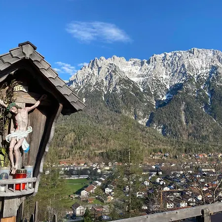 Evelyn – Haus Karwendel, * Mittenwald
