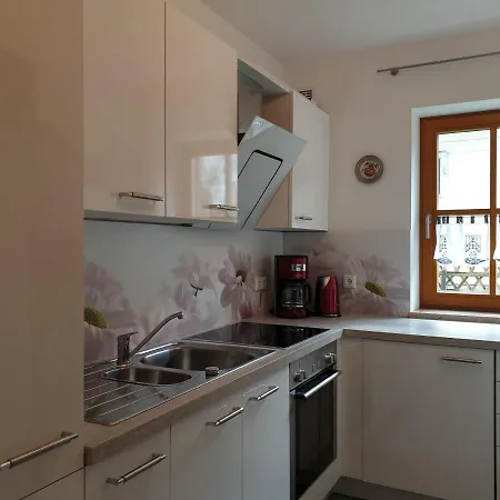 Evelyn – Haus Karwendel, Apartment *