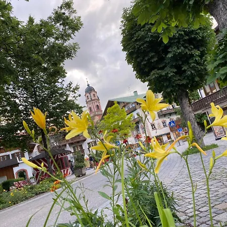 Evelyn - Haus Karwendel, Apartment Mittenwald