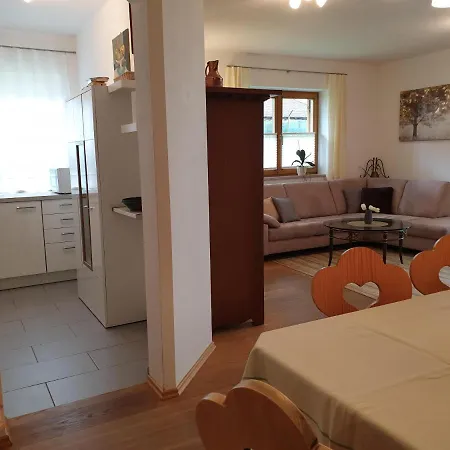 Evelyn - Haus Karwendel, Apartment Mittenwald